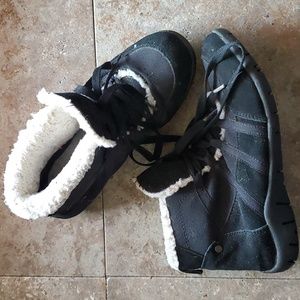 Winter boots